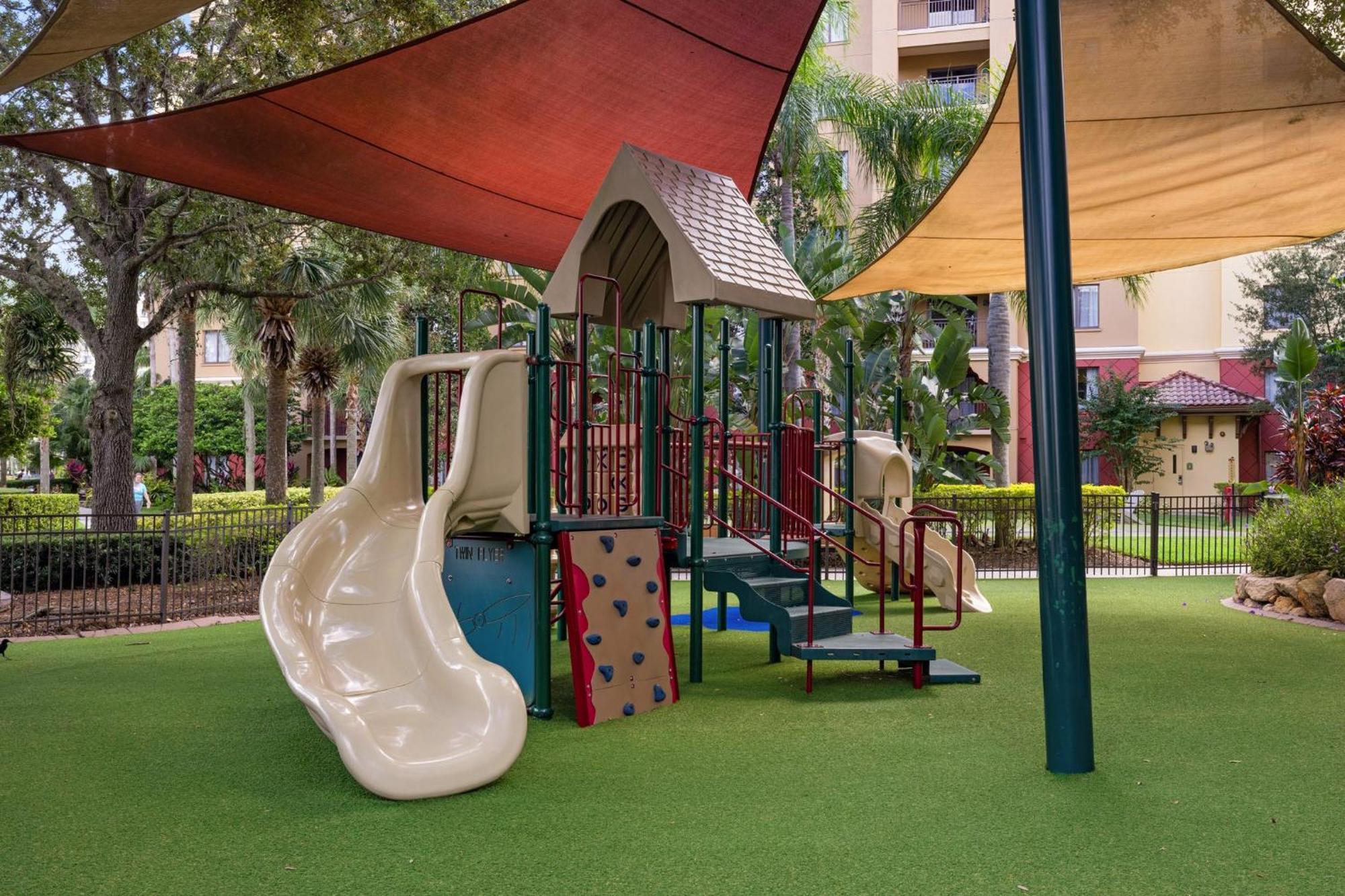 Hotel Club Wyndham Bonnet Creek Lake Buena Vista