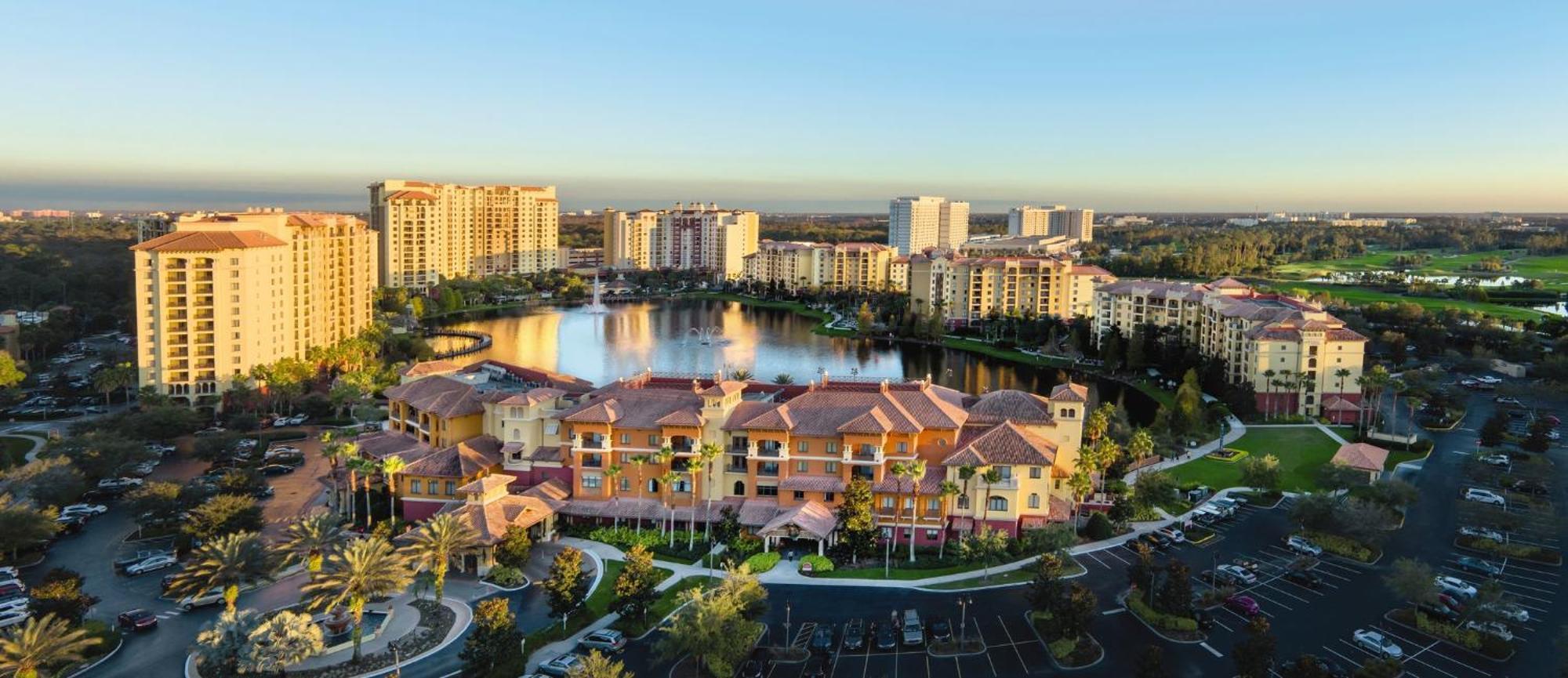 Hotel Club Wyndham Bonnet Creek Lake Buena Vista